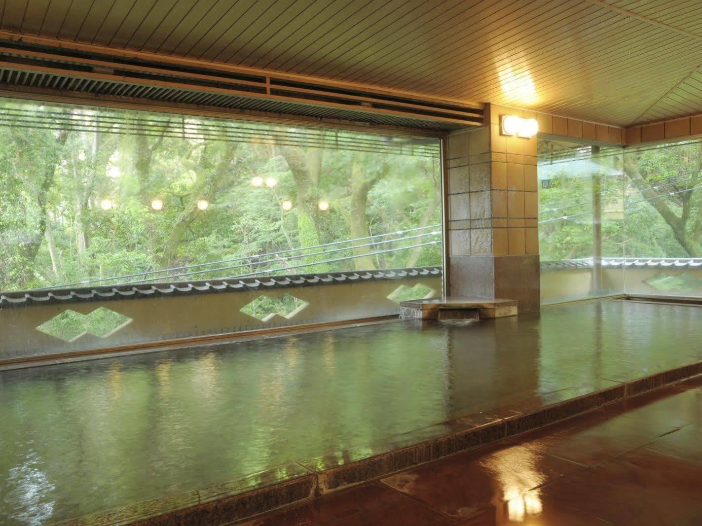 Yugawara Onsen Kawasegien Isuzu Hotel Atami  Exterior photo